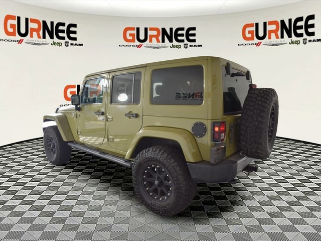 Used 2013 Green Jeep Unlimited Sahara image 3