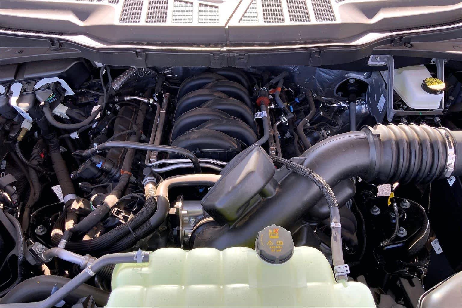 New 2026 Star White Metallic Tri-Coat Ford Lariat® image 17