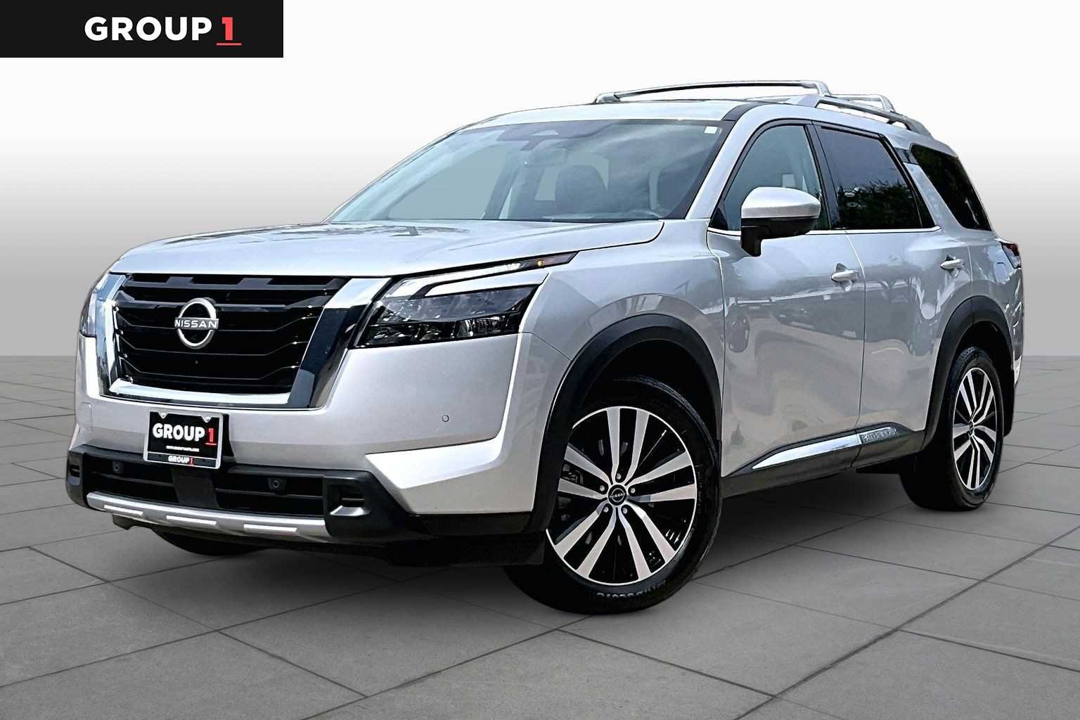 Certified Pre-Owned 2025 Nissan Pathfinder Platinum