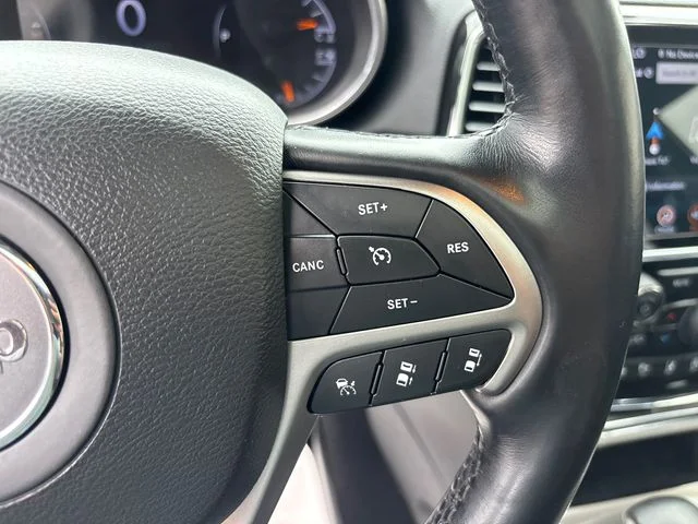 Used 2021 Blue Jeep Limited image 21