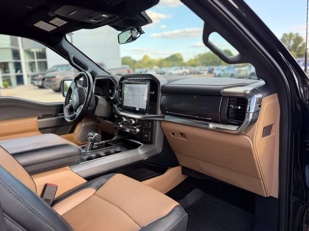 Used 2021 Black Ford Lariat image 9