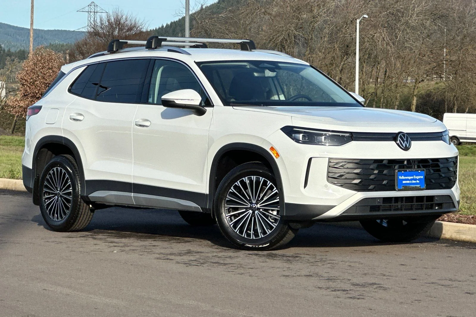 2026 Volkswagen Tiguan 2.0T S 4Motion's photo