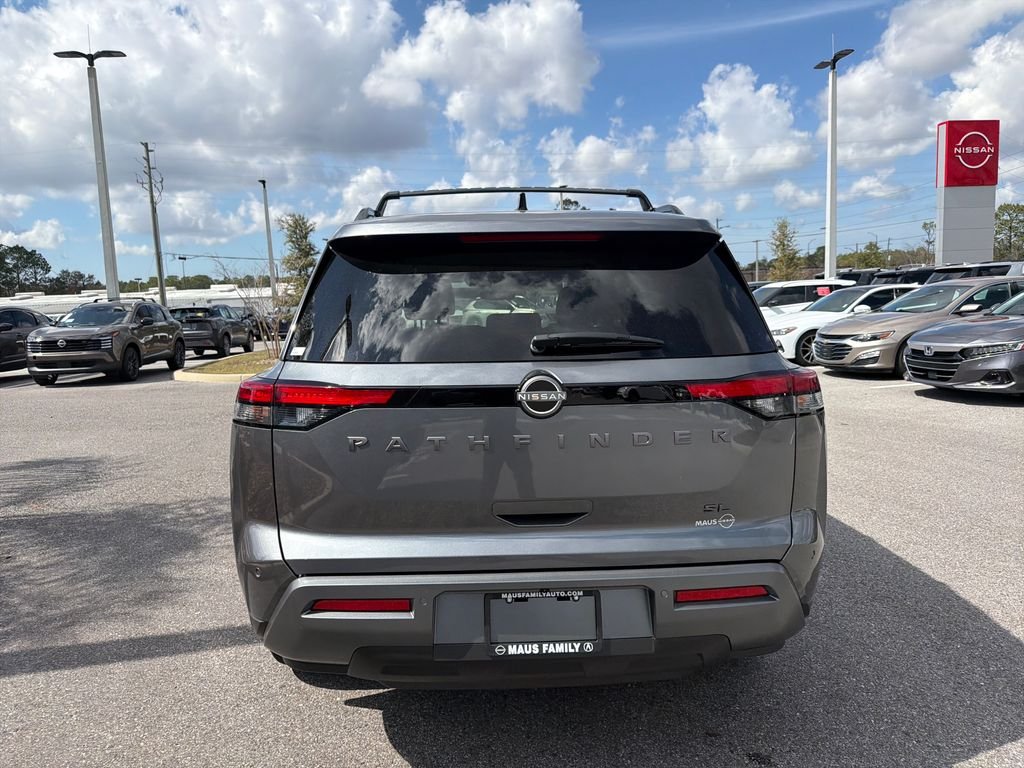 New 2026 Nissan Pathfinder SL 4D Sport Utility