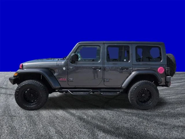 Certified Used 2019 Granite Crystal Clearcoat Metallic Jeep Unlimited Sahara Altitude image 7