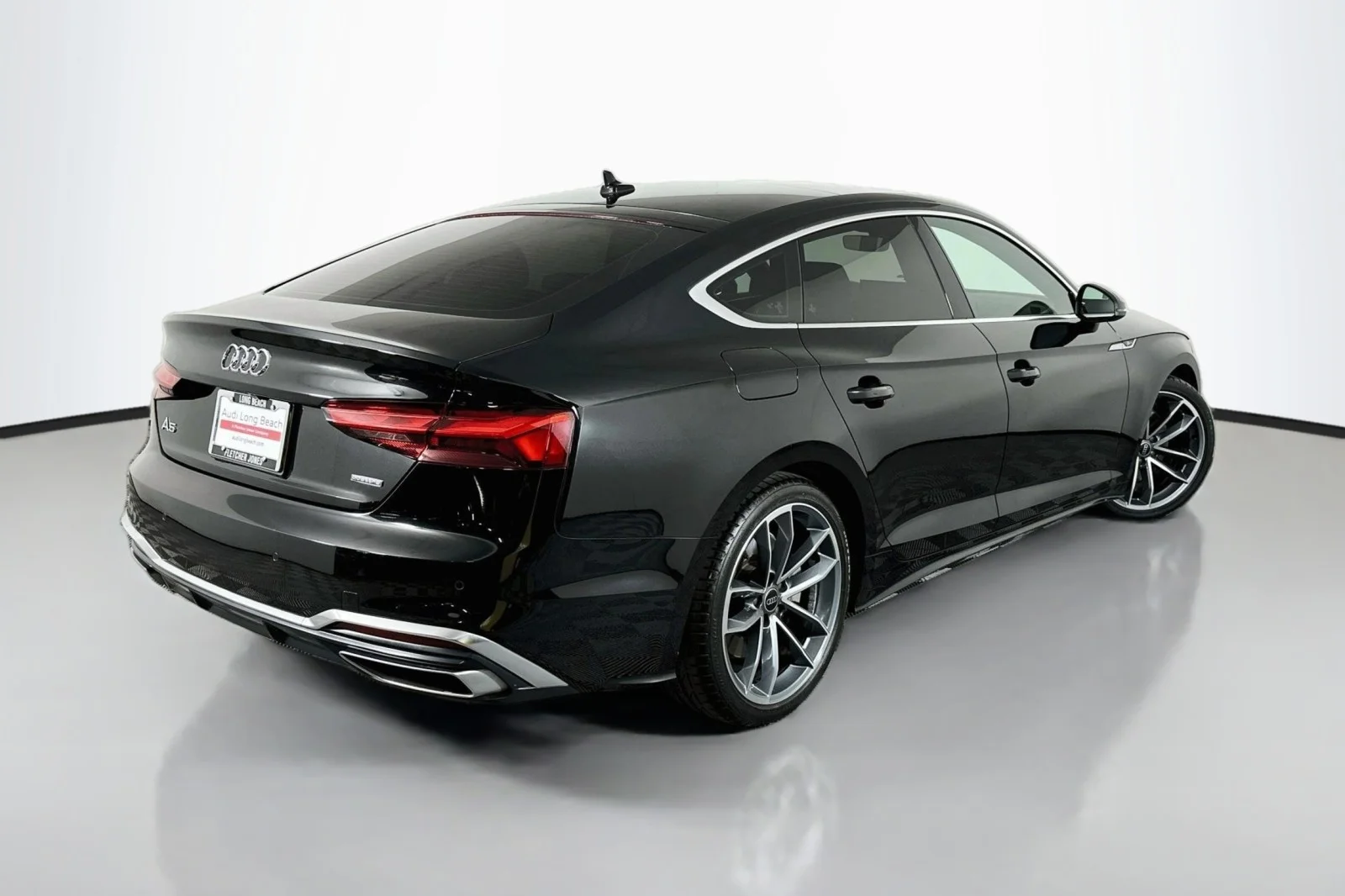 Used 2023 Mythos Black Metallic Audi S line Premium image 14