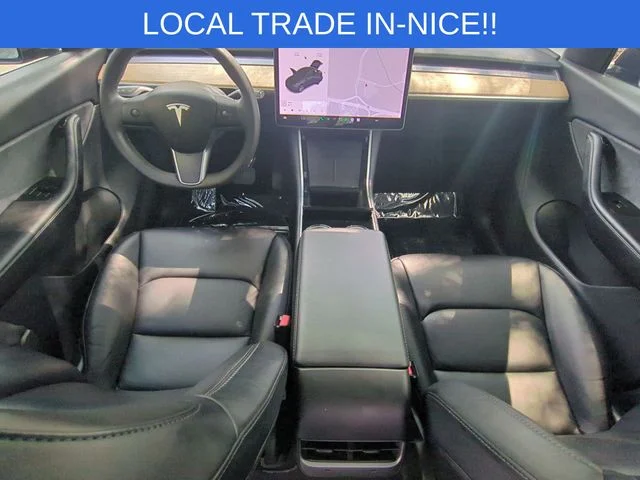 Used 2020  Tesla Long Range image 31