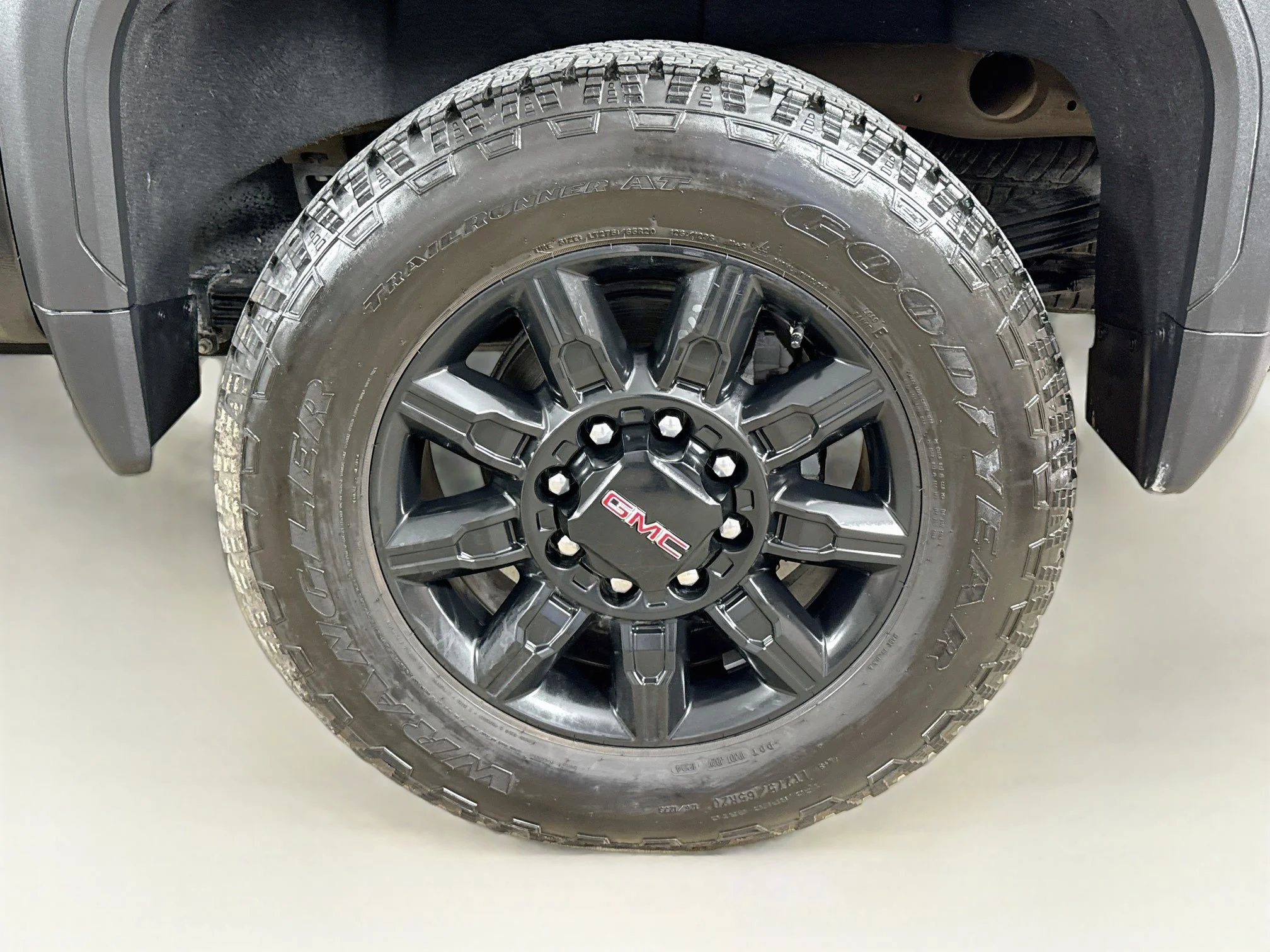 Used 2024 Onyx Black GMC AT4 image 33