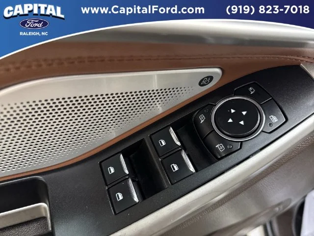 Used 2023 White Ford King Ranch image 21