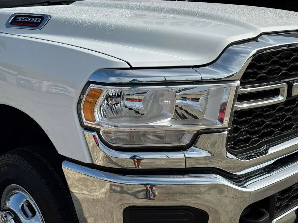 Used 2024 White Ram Tradesman image 3