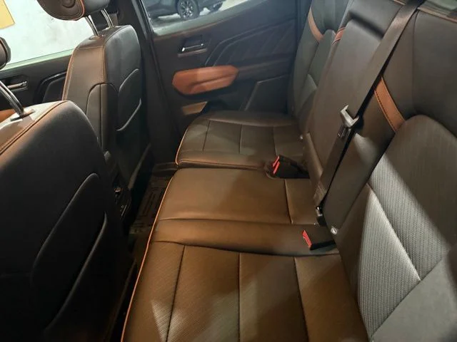 Used 2023 Blue Metallic GMC AT4 image 31