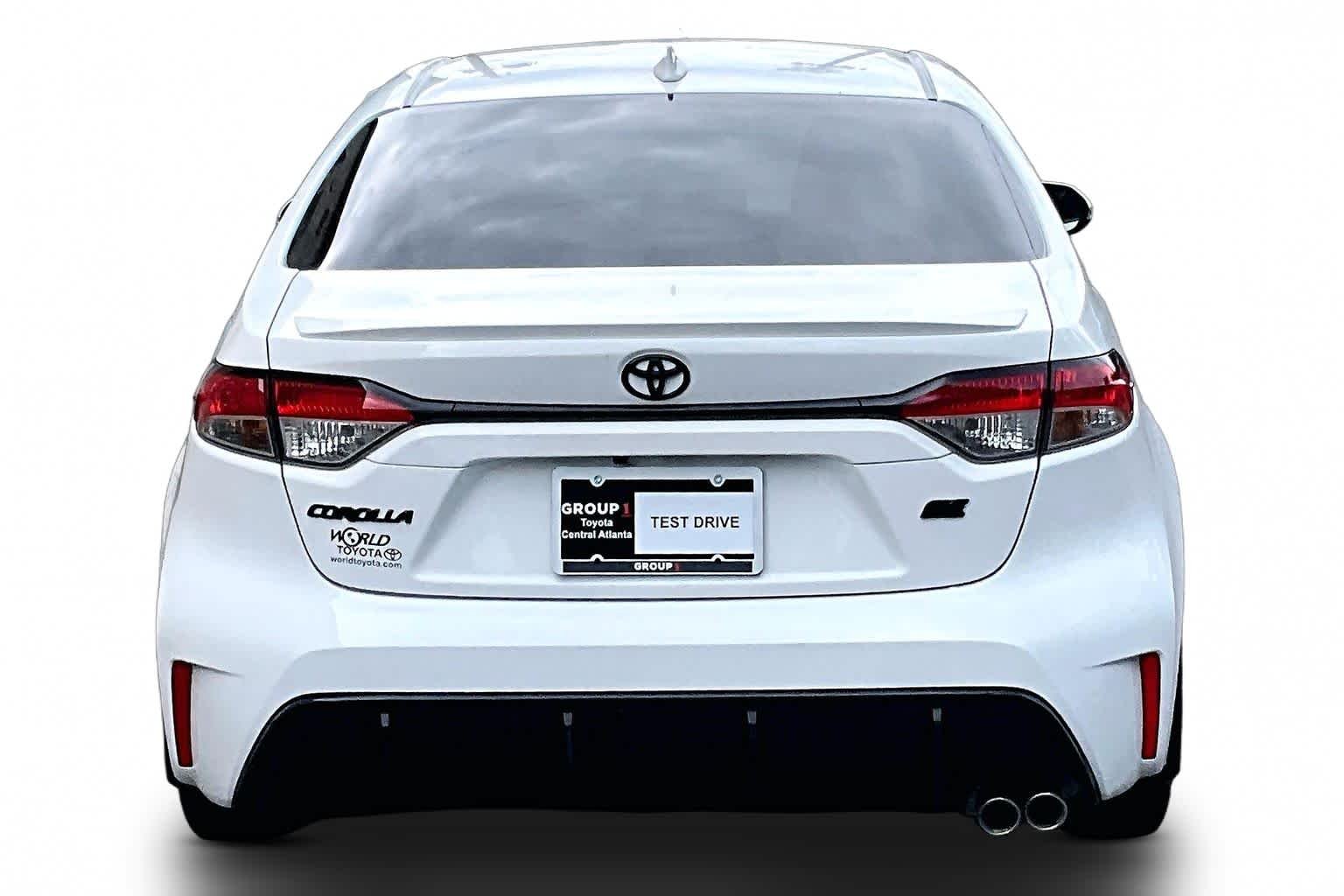 Used 2024 Ice Cap Toyota SE image 5