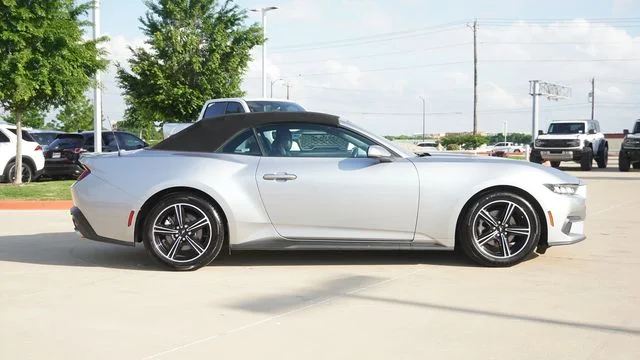 Used 2024 Silver Ford EcoBoost Premium image 10