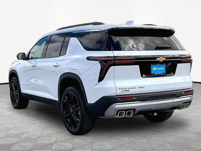 New 2027 Polar White Tricoat Chevrolet LT image 4