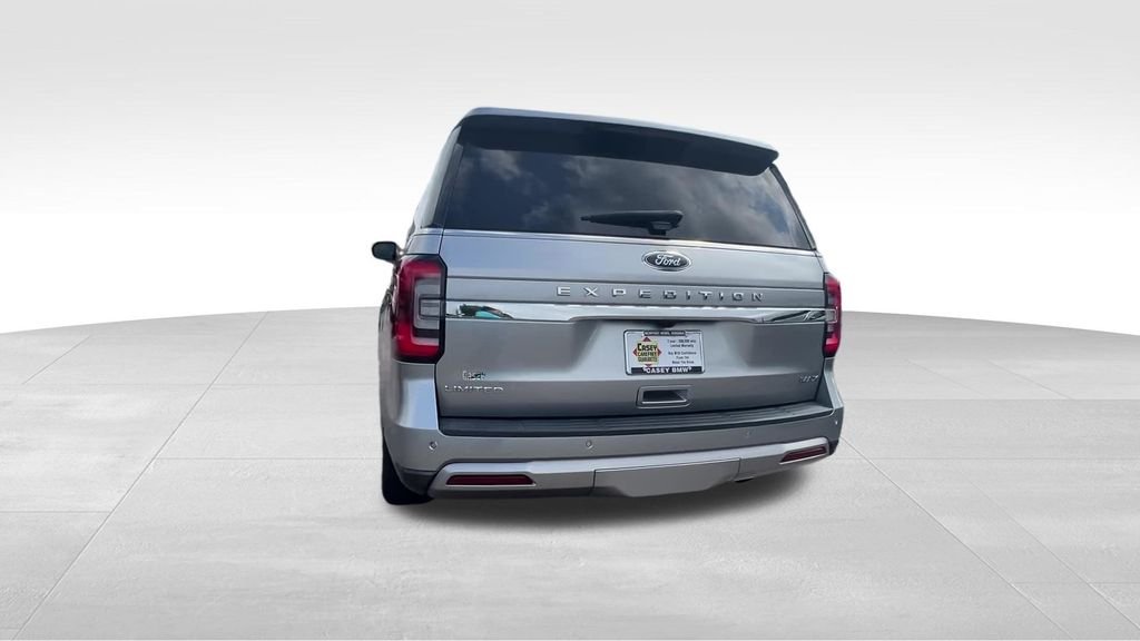 Used 2022 Silver Metallic Ford Limited image 15
