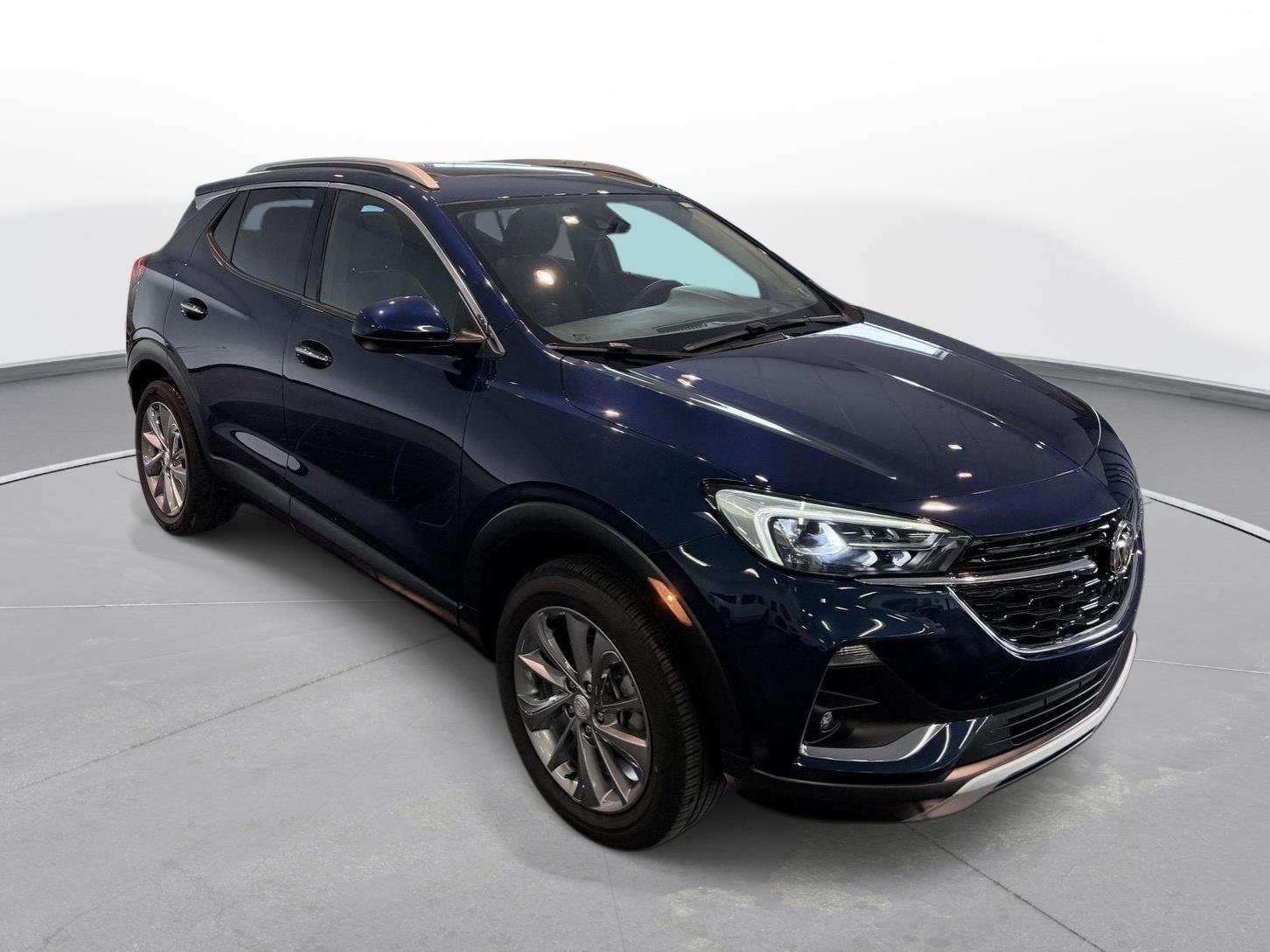 Used 2023 Sapphire Metallic Buick Essence image 7