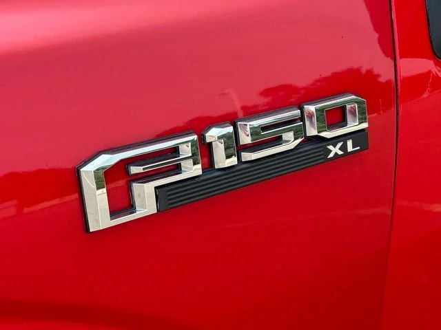 Used 2017 Red Ford XL image 9