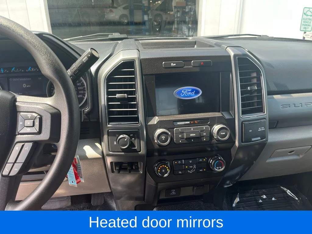 2021 Ford F-350 Super Duty XLT - Photo 20