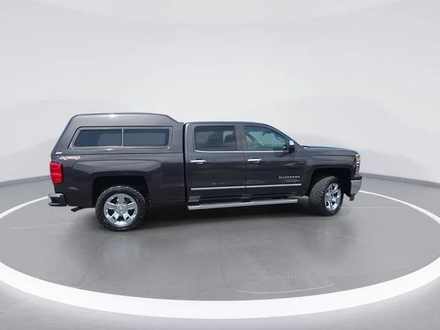 Used 2015 Gray Chevrolet LTZ image 9