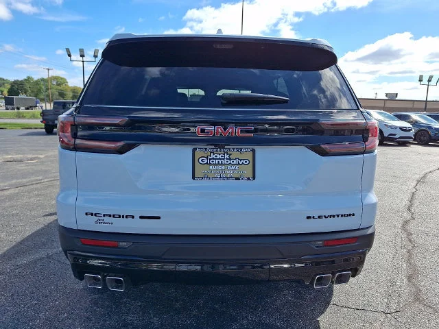 New 2027 Glacier White Tricoat GMC Elevation image 5