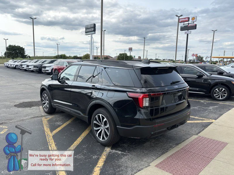 Used 2025 Black Metallic Ford ST-Line image 3