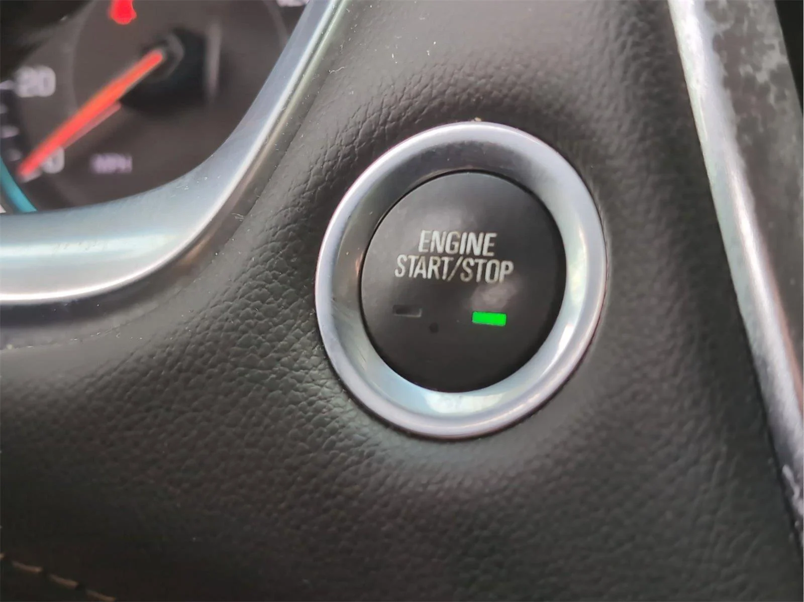 Used 2021 SILVER ICE METALLIC Chevrolet Premier image 22