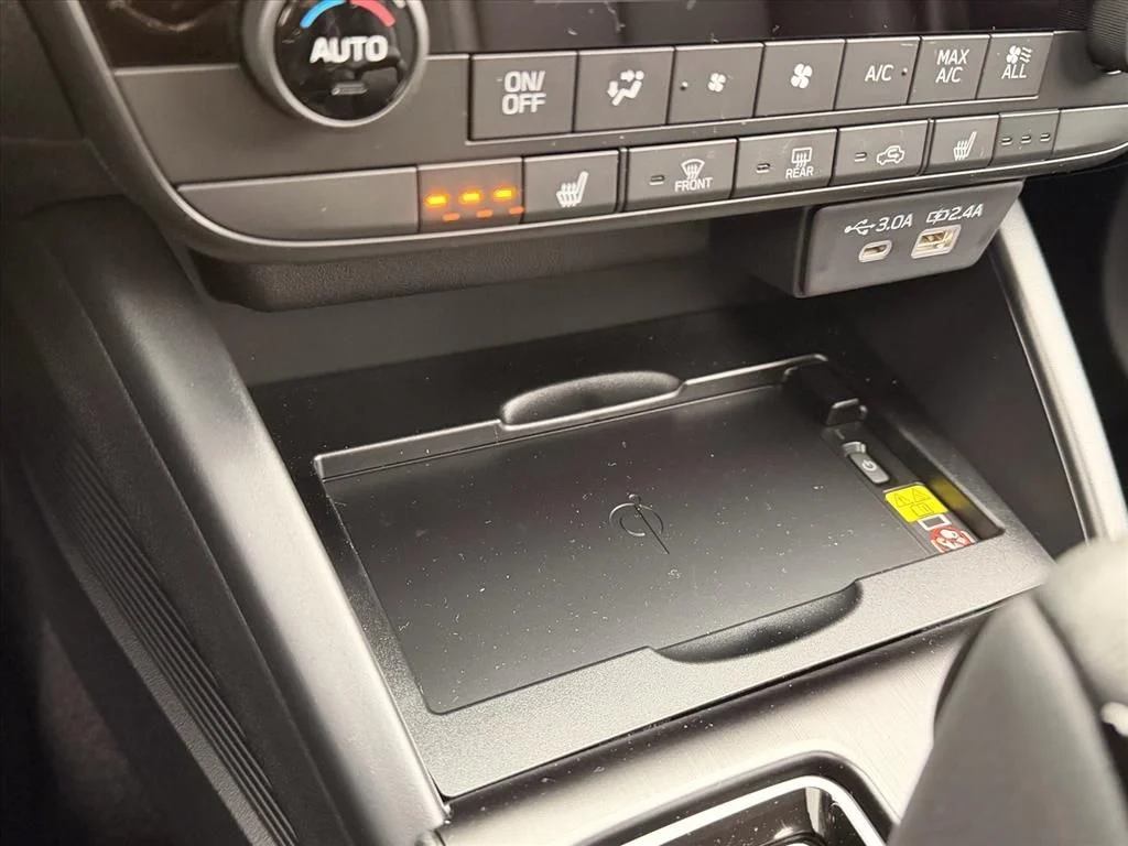 Used 2026 Green Subaru Premium image 18