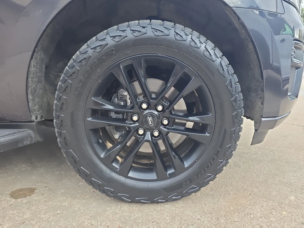 Used 2024  Ford XLT image 39