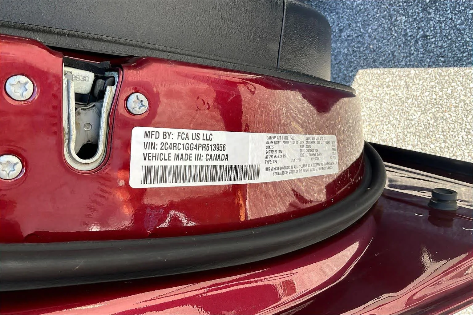 Used 2023 Velvet Red Pearlcoat Chrysler Limited image 35