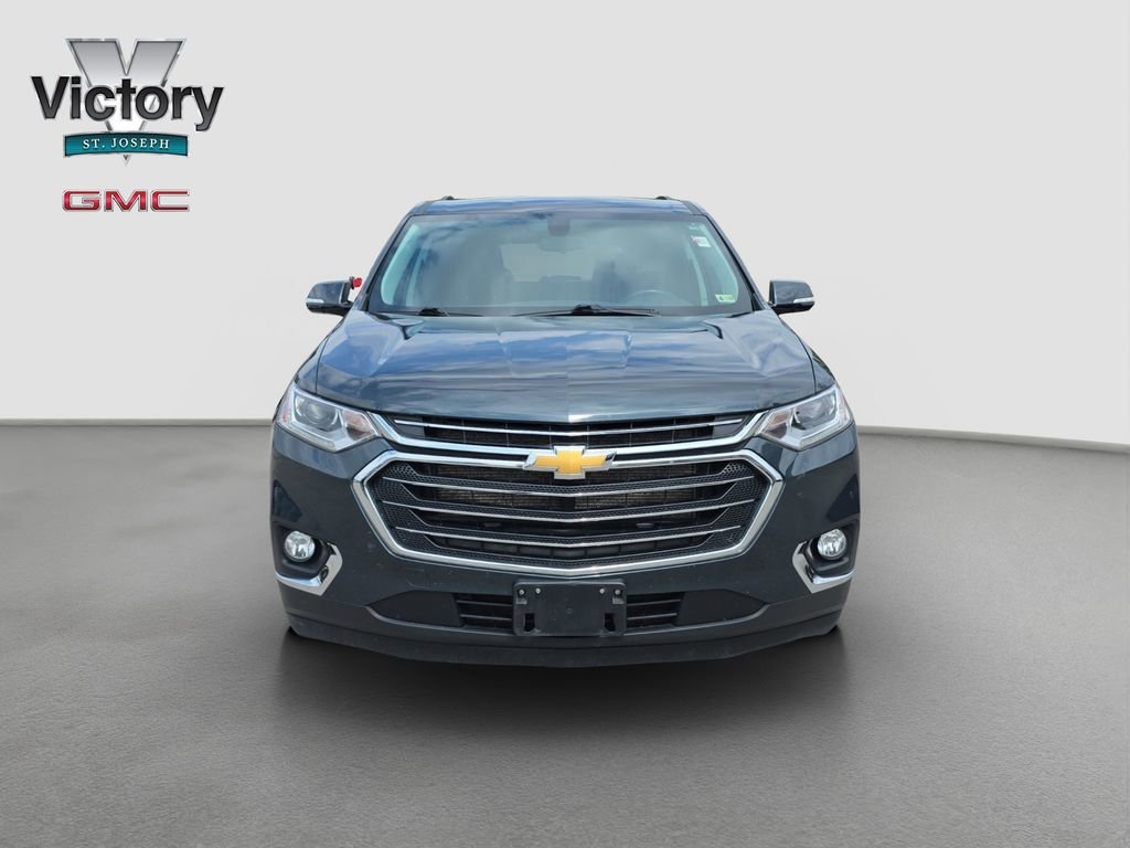 Used 2020 Chevrolet Traverse 1LT with VIN 1GNERGKW6LJ148004 for sale in Kansas City