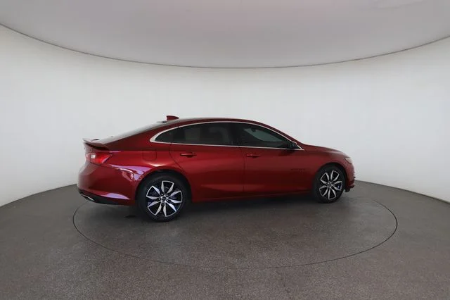 Used 2021 Red Chevrolet RS image 21