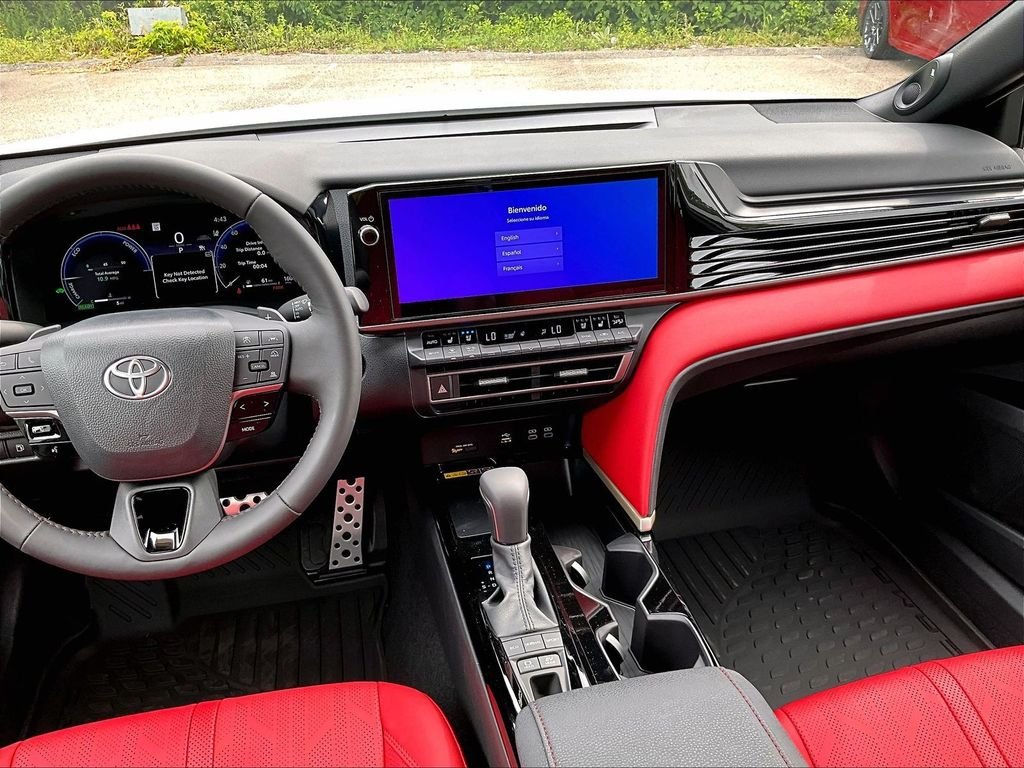 New 2026 Wind Chill Pearl Toyota XSE image 13