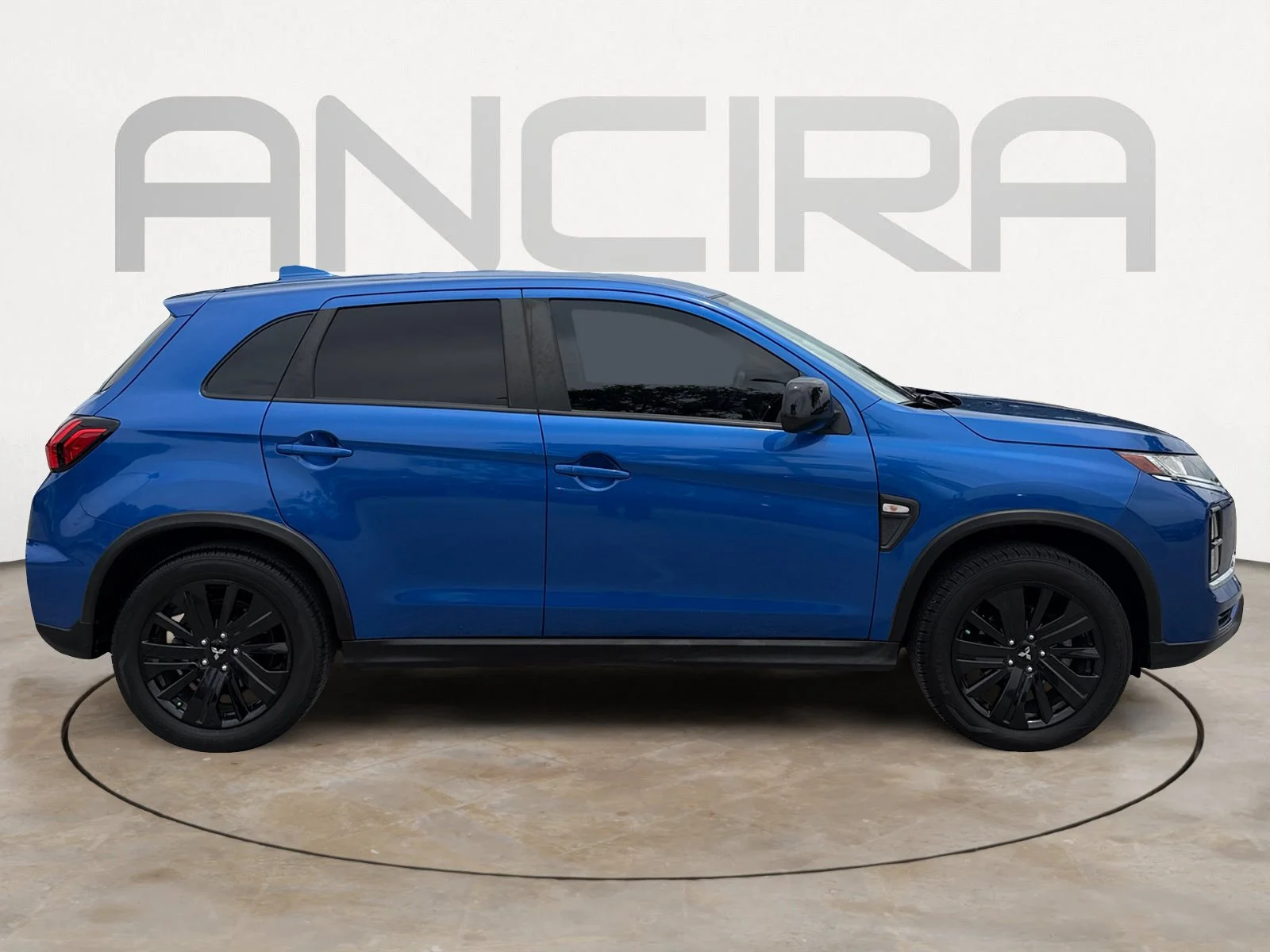 Used 2021 Octane Blue Metallic Mitsubishi LE image 12