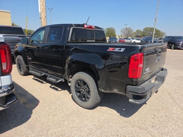 Used 2016 Black Chevrolet Z71 image 5