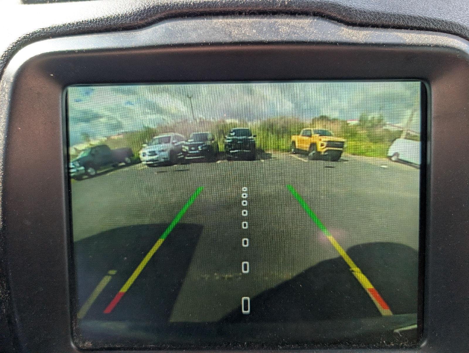 Used 2022 Black Clearcoat Jeep Altitude image 15