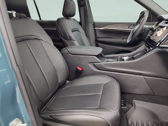 New 2026 Steel Blue Exterior Paint Jeep Limited Reserve image 30