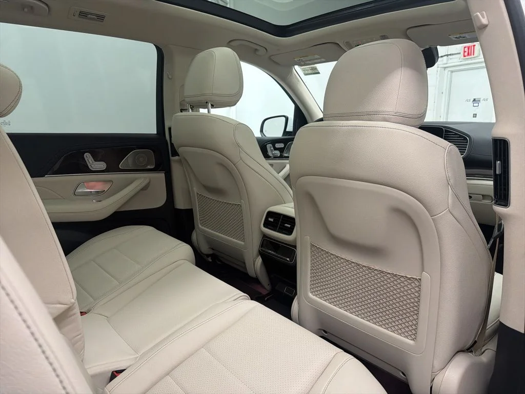 Used 2026 White Mercedes-Benz GLS 450 image 26
