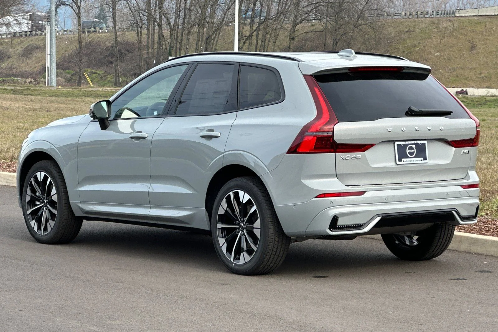 New 2026 Gray Volvo Plus image 5