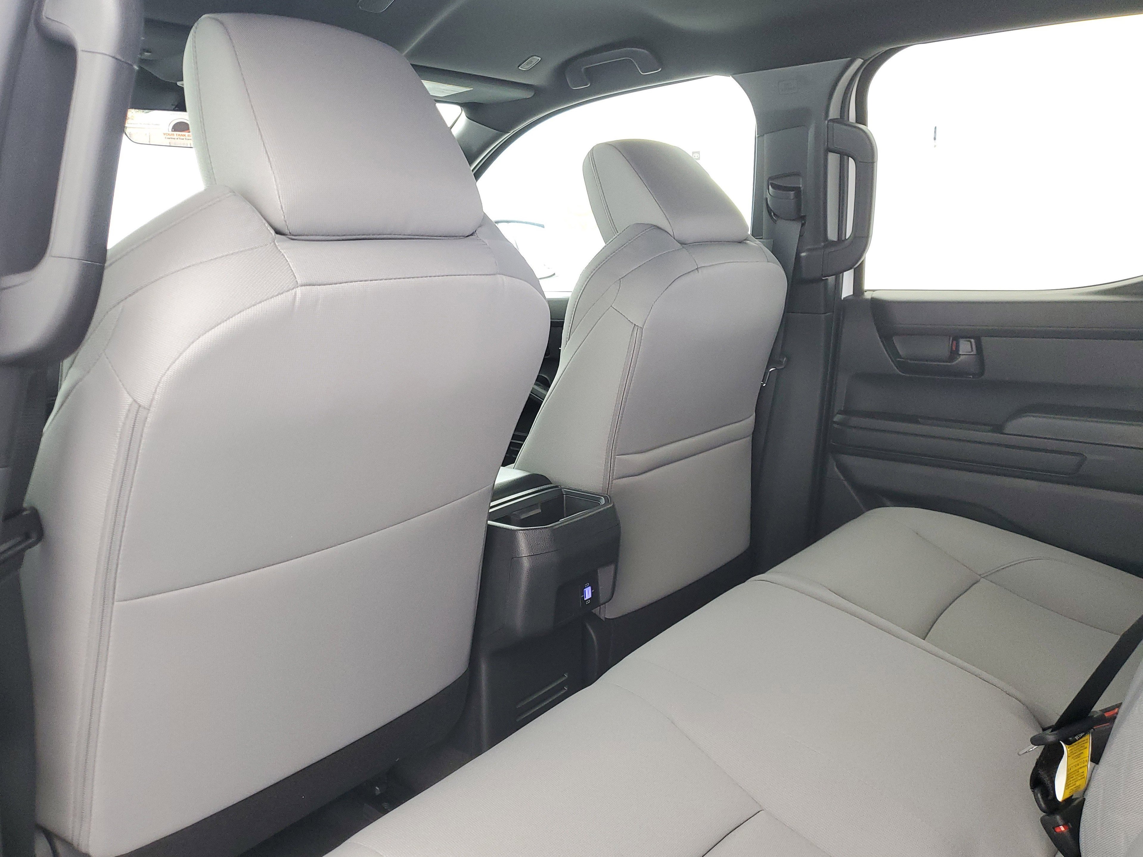 2026 Toyota Tacoma SR5 - Photo 15