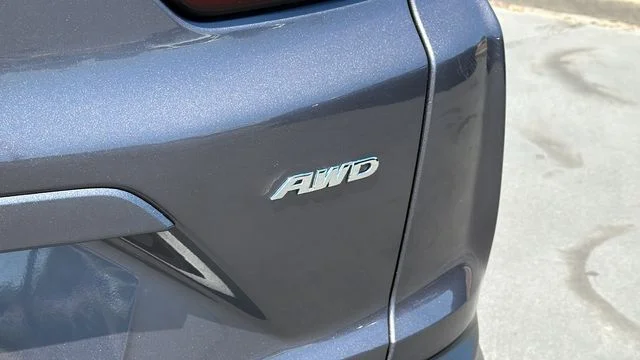 Used 2022 Gray Honda EX image 11