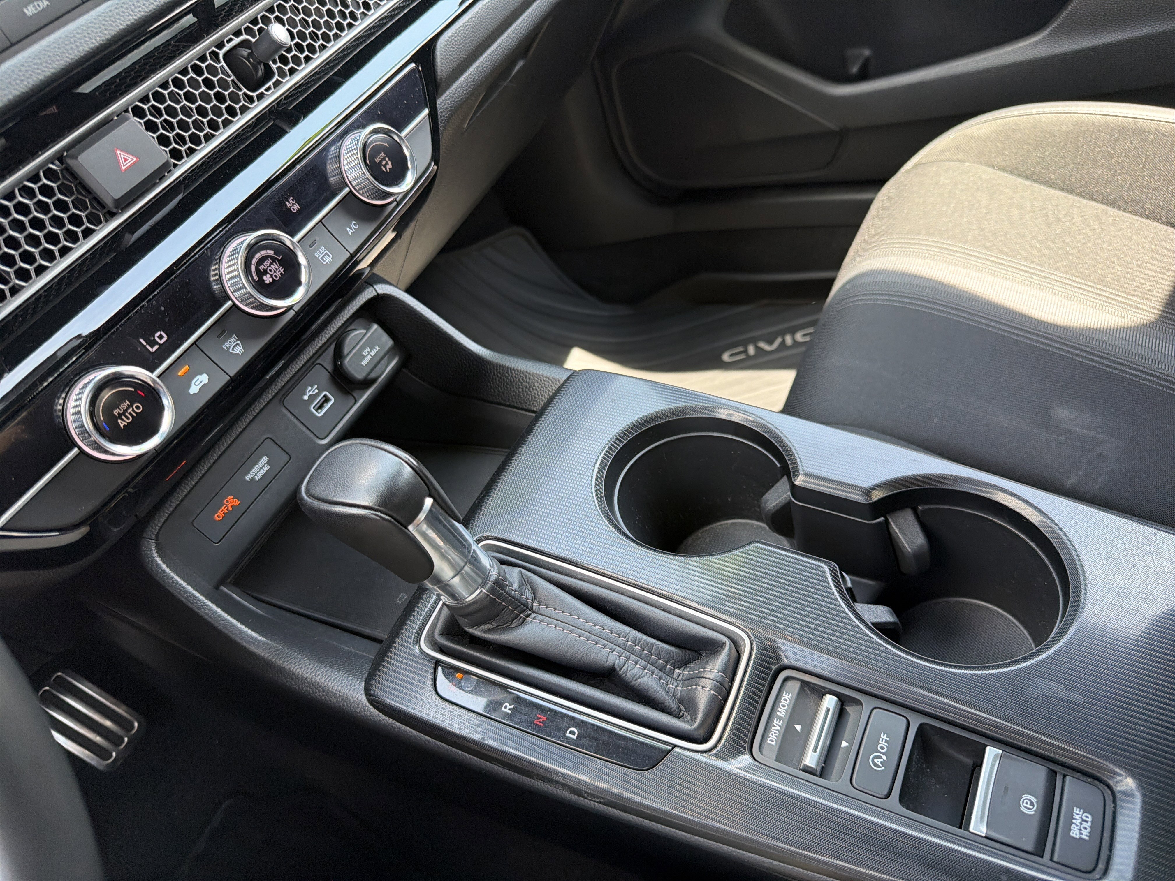 2024 Honda Civic Sport - Photo 8
