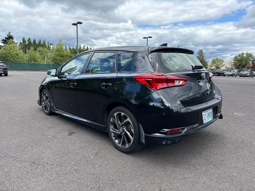 Used 2017 Black Sand Pearl Toyota Base image 5