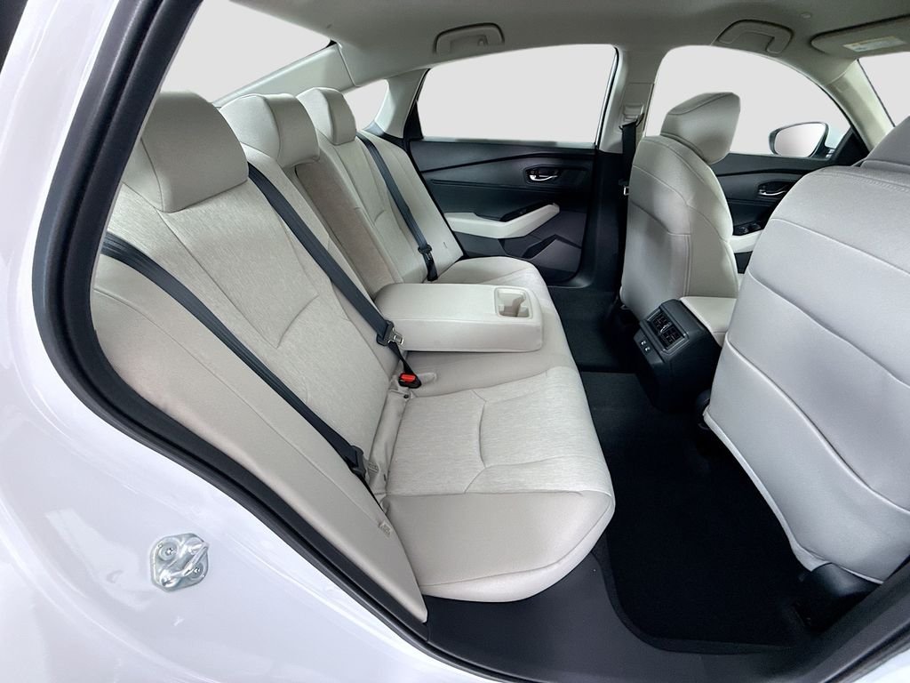 New 2026 Platinum White Pearl Honda LX image 23