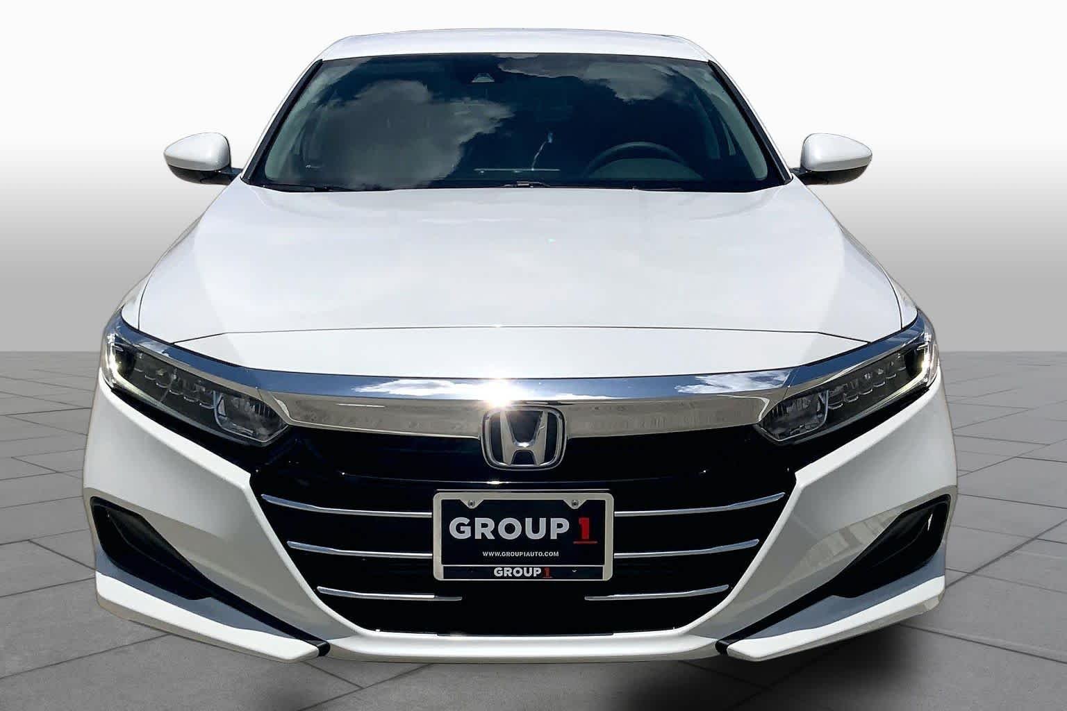 Used 2022 Platinum White Pearl Honda LX image 4
