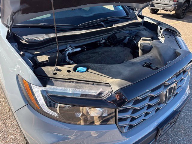 Certified Used 2024 Gray Pearl Honda TrailSport image 18