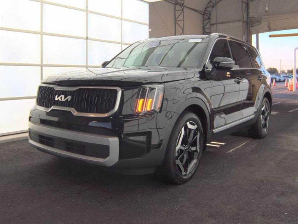 Used 2025 Black Kia EX image 2