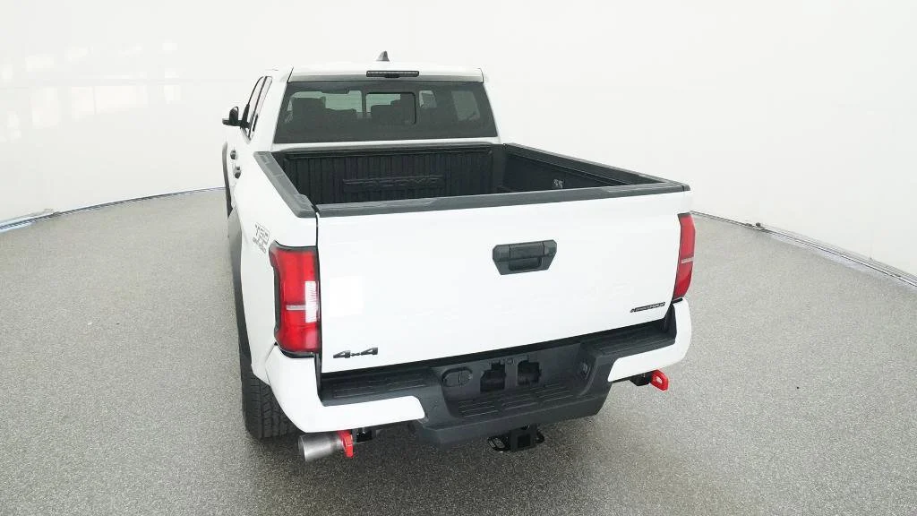 2025 Toyota Tacoma TRD Off Road - Photo 16