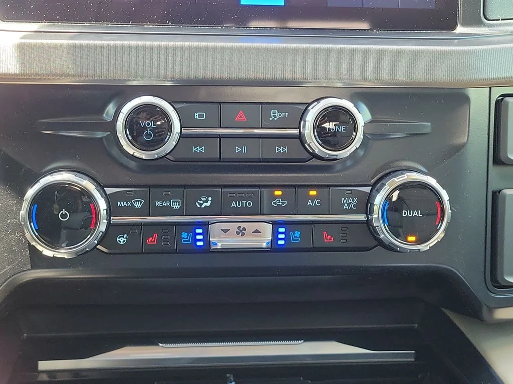 New 2026 Argon Blue Metallic Ford F-250® Platinum® image 23