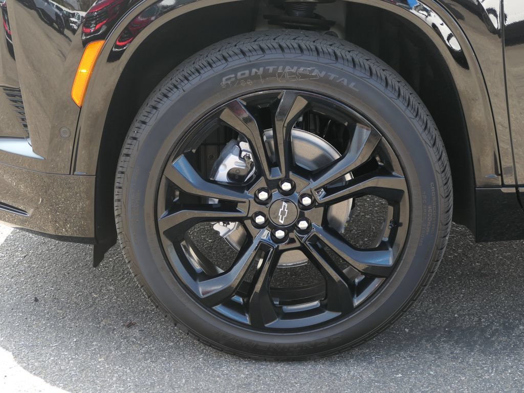 2027 Chevrolet Traverse RS - Photo 10