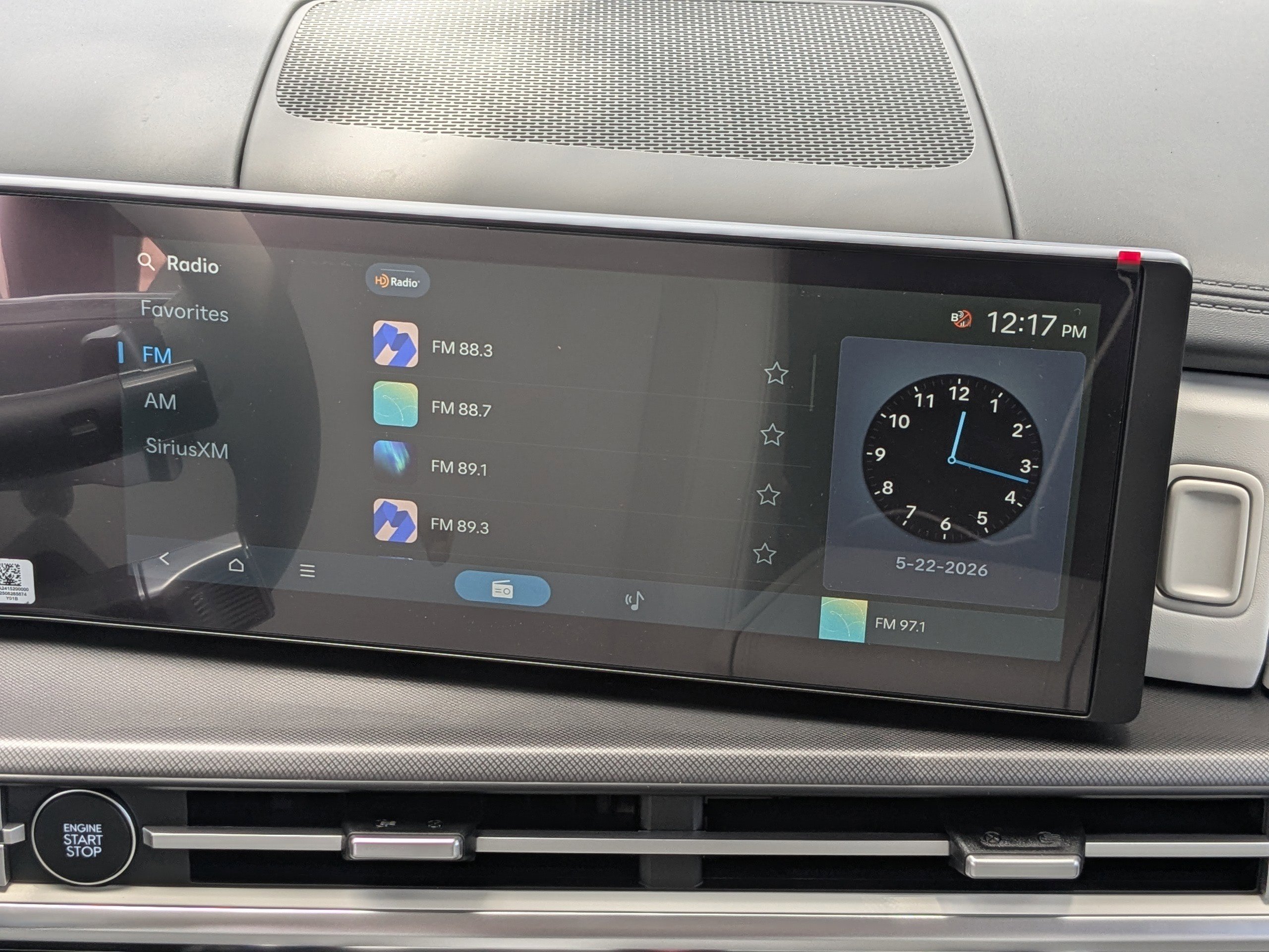 New 2026 Shimmering Silver Hyundai SE image 22