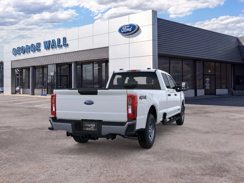 New 2026 Oxford White Ford F-350® XL image 30